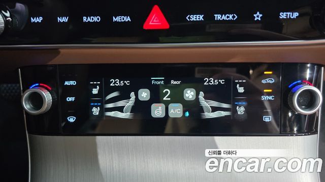 Genesis GV70 2.5T Gasoline AWD 2025 — фото 21