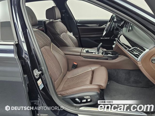 BMW 7 Series (G11) 740Li xDrive M Sport Package 2018 — фото 10