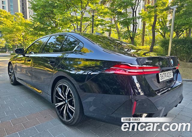 BMW 5 Series (G60) 530i xDrive M Sport 2025 — фото 4