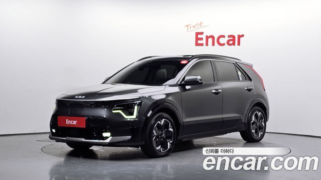Kia Niro EV Earth 2023 — фото 1