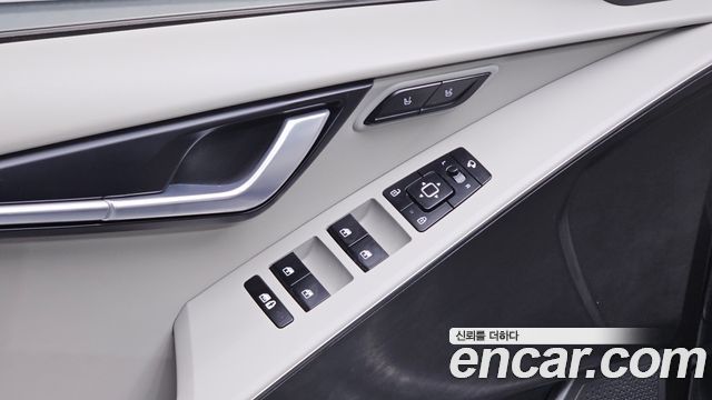Kia Niro EV Earth 2023 — фото 33