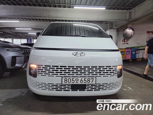 Hyundai Staria Cargo 3-Seater Smart 2022 — фото 3