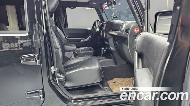Jeep Wrangler (JK) 2.8 Diesel Sahara 4Door 2013 — фото 11