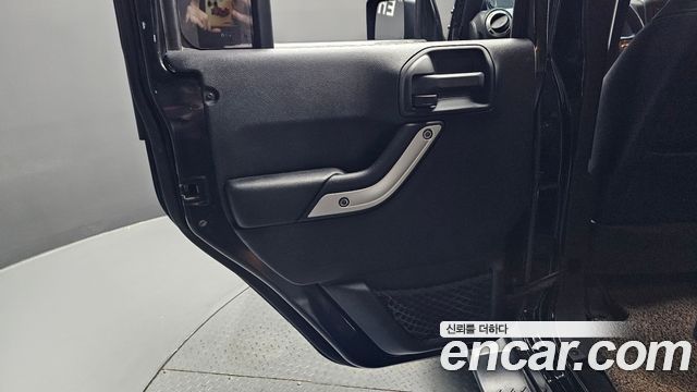 Jeep Wrangler (JK) 2.8 Diesel Sahara 4Door 2013 — фото 25
