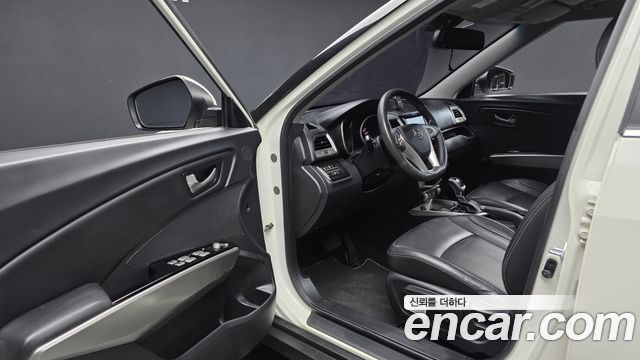 KG Mobility (SsangYong) Tivoli Armor TX 2WD 2019 — фото 10