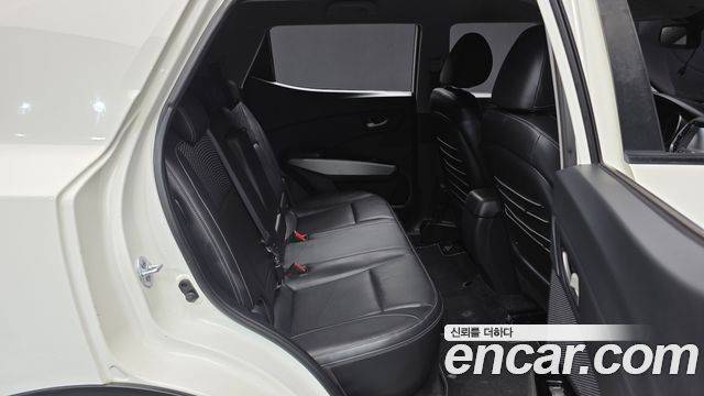 KG Mobility (SsangYong) Tivoli Armor TX 2WD 2019 — фото 12