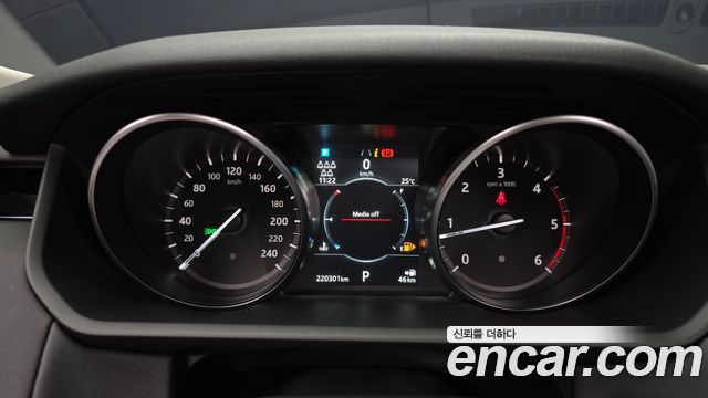 Land Rover Discovery 5 2.0 SD4 SE 2019 — фото 8