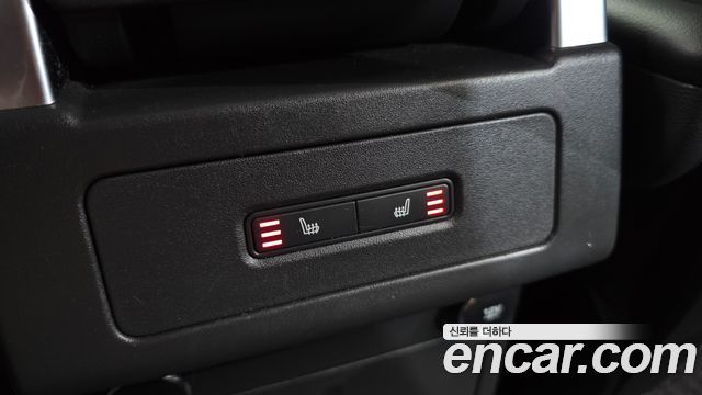 Land Rover Discovery 5 2.0 SD4 SE 2019 — фото 19