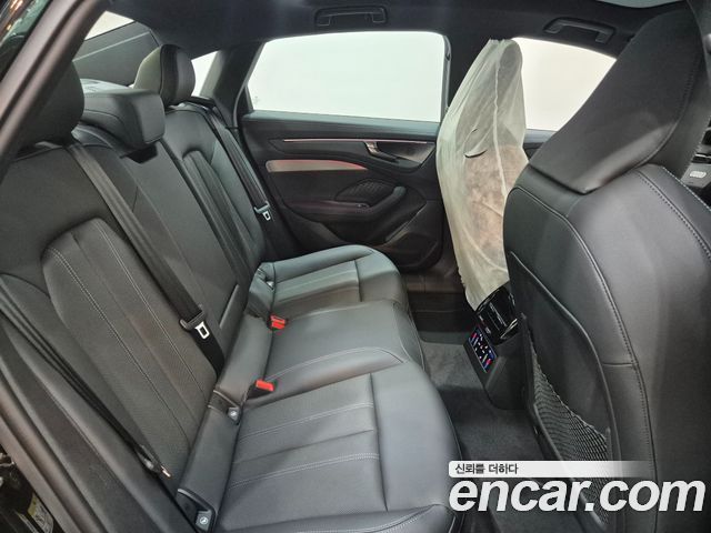 Audi A6 (C9) 40 TFSI S Line 2026 — фото 17