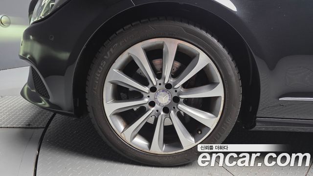 Mercedes-Benz CLS-Class (W218) CLS250 d 4MATIC 2017 — фото 5