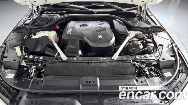 BMW 5 Series (G60) 520i 2024 — фото 6