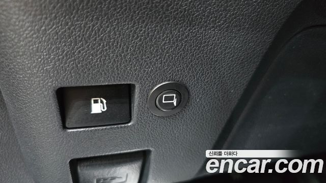 Toyota Prius (IV) 1.8 E 2018 — фото 30