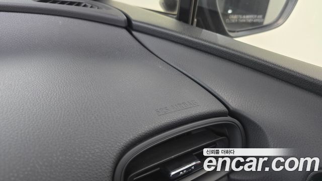 Toyota Prius (IV) 1.8 E 2018 — фото 31