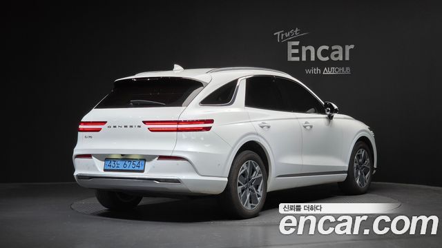 Genesis Electrified (GV70) e-AWD 2022 — фото 2