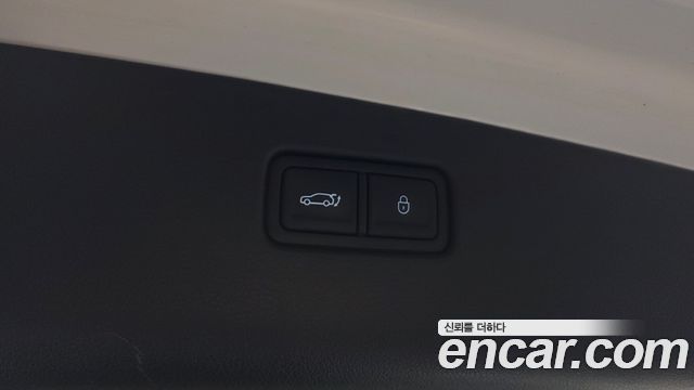 Genesis Electrified (GV70) e-AWD 2022 — фото 32
