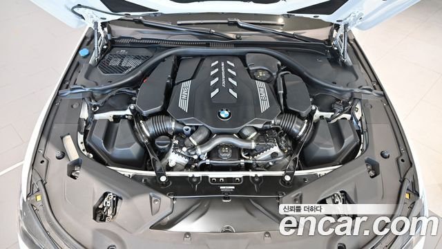 BMW 8 Series (G15) M850i xDrive M Performance Gran Coupe 2025 — фото 6