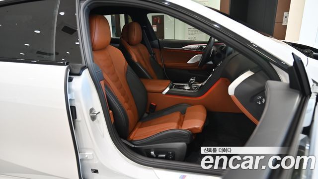 BMW 8 Series (G15) M850i xDrive M Performance Gran Coupe 2025 — фото 17