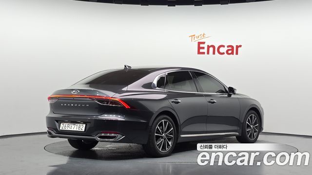 Hyundai Grandeur (IG) 2.5 Le Blanc 2023 — фото 2