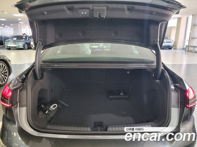 Audi A6 (C9) 40 TFSI S Line 2026 — фото 18
