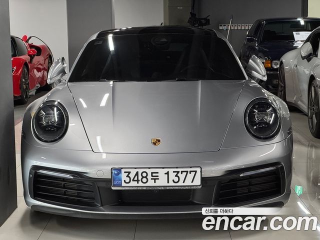 Porsche 911 (992) Carrera 4S