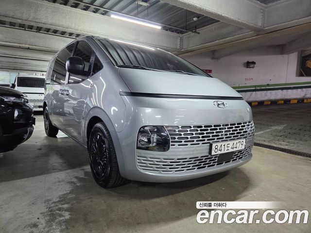 Hyundai Staria Cargo 5-Seater Smart