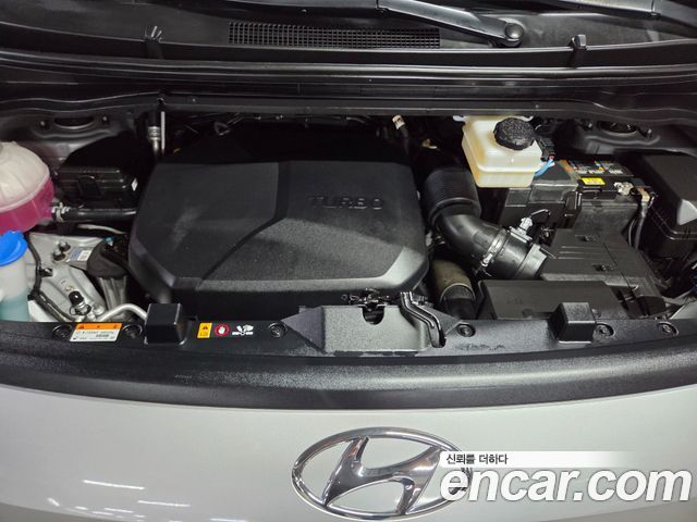 Hyundai Staria Cargo 5-Seater Smart 2022 — фото 6