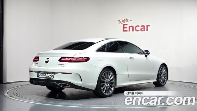 Mercedes-Benz E-Class (W213) E450 4MATIC Coupe 2021 — фото 2