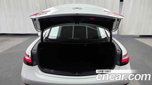 Mercedes-Benz E-Class (W213) E450 4MATIC Coupe 2021 — фото 20