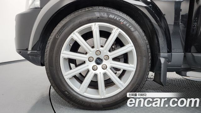 Land Rover Discovery 4 3.0 SDV6 SE 2015 — фото 5