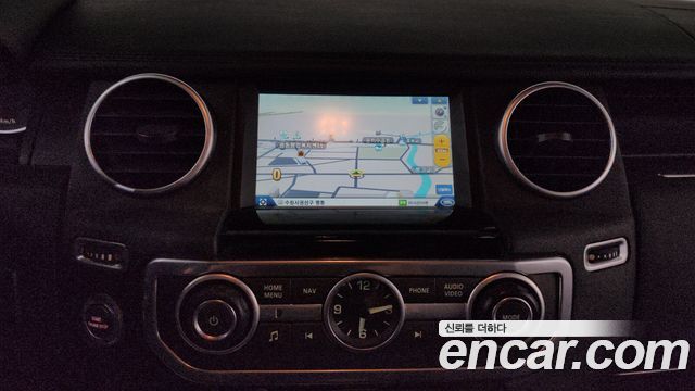 Land Rover Discovery 4 3.0 SDV6 SE 2015 — фото 14