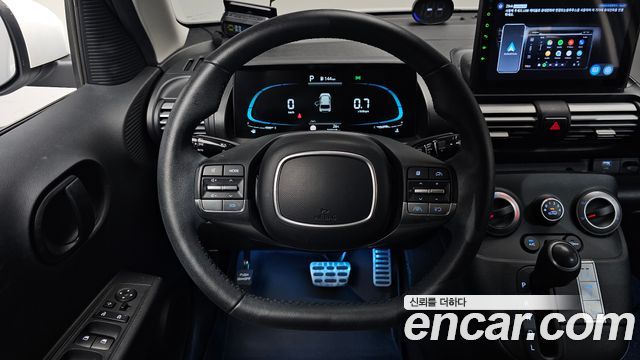 Hyundai Casper The Essential Light 2024 — фото 13
