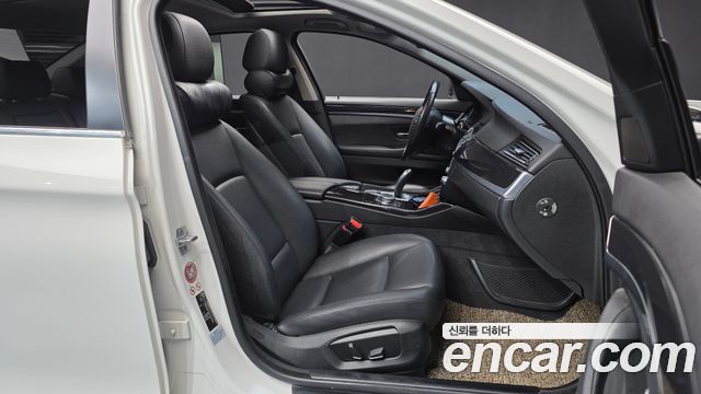 BMW 5 Series (F10) 520d 2015 — фото 11