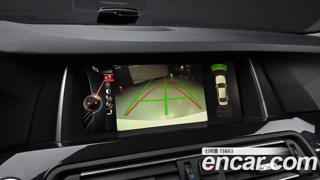 BMW 5 Series (F10) 520d 2015 — фото 15