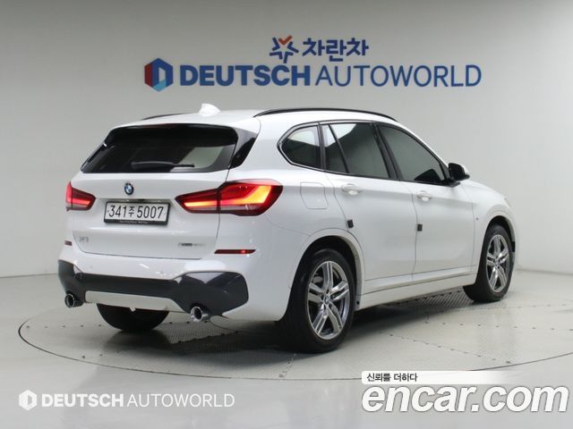 BMW X1 (F48) xDrive 20i M Sport 2020 — фото 3