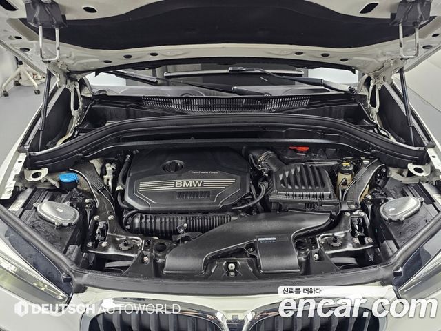 BMW X1 (F48) xDrive 20i M Sport 2020 — фото 6