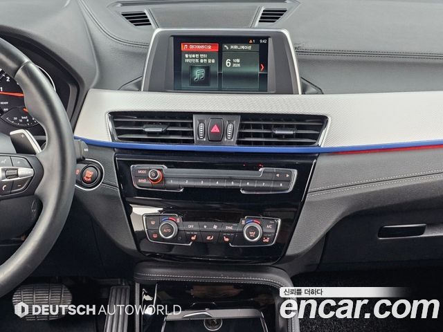 BMW X1 (F48) xDrive 20i M Sport 2020 — фото 18