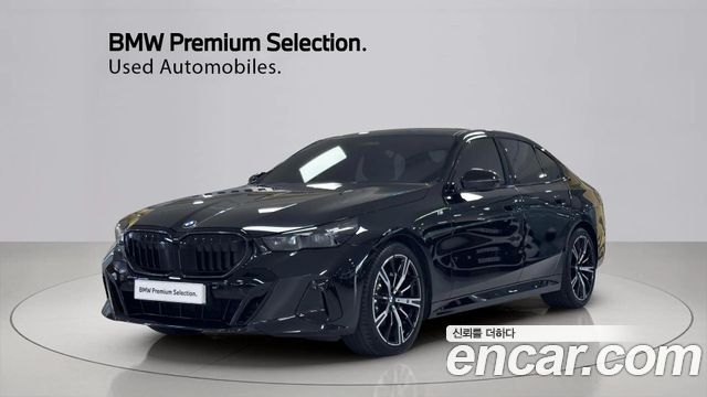 BMW 5 Series (G60) 520i Special Edition