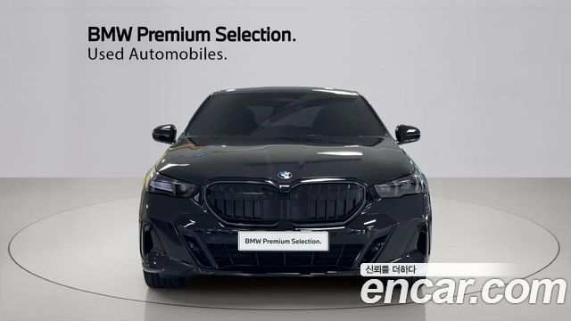 BMW 5 Series (G60) 520i Special Edition 2025 — фото 3