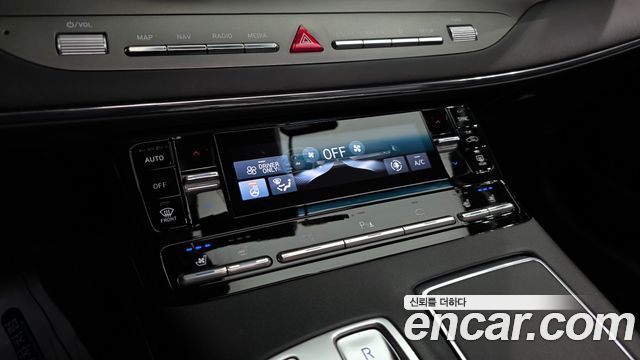 Hyundai Grandeur Hybrid (IG) Le Blanc 2023 — фото 18
