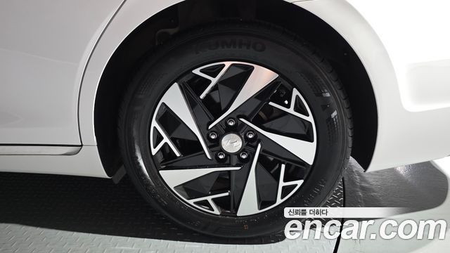 Hyundai Grandeur Hybrid (IG) Le Blanc 2023 — фото 21