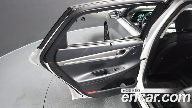 Hyundai Grandeur Hybrid (IG) Le Blanc 2023 — фото 25