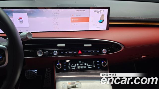 Genesis GV70 3.5T Gasoline AWD 2025 — фото 18