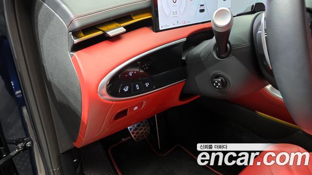 Genesis GV70 3.5T Gasoline AWD 2025 — фото 20