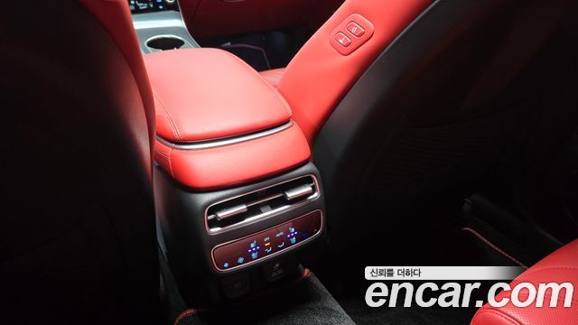 Genesis GV70 3.5T Gasoline AWD 2025 — фото 22