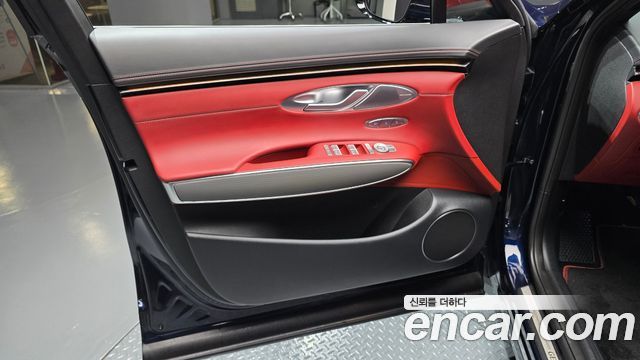 Genesis GV70 3.5T Gasoline AWD 2025 — фото 30