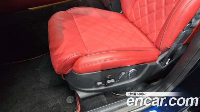 Genesis GV70 3.5T Gasoline AWD 2025 — фото 33