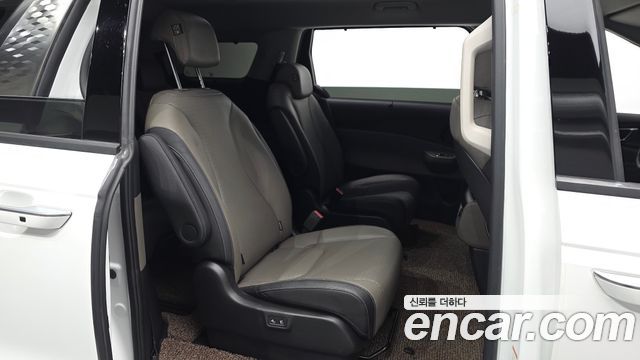Kia Carnival (IV) HEV 9seater Nobless 2024 — фото 11