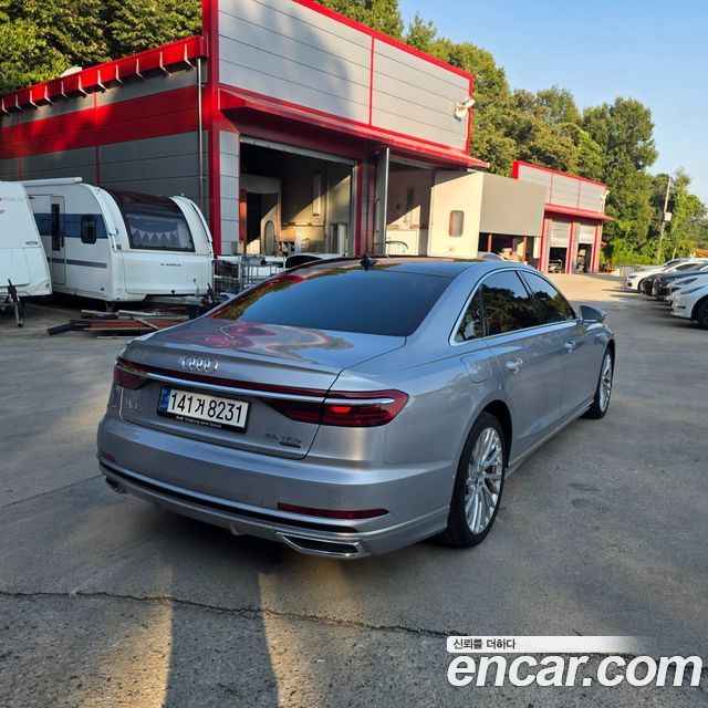 Audi A8 (D5) 55 TFSI Quattro LWB 2020 — фото 6