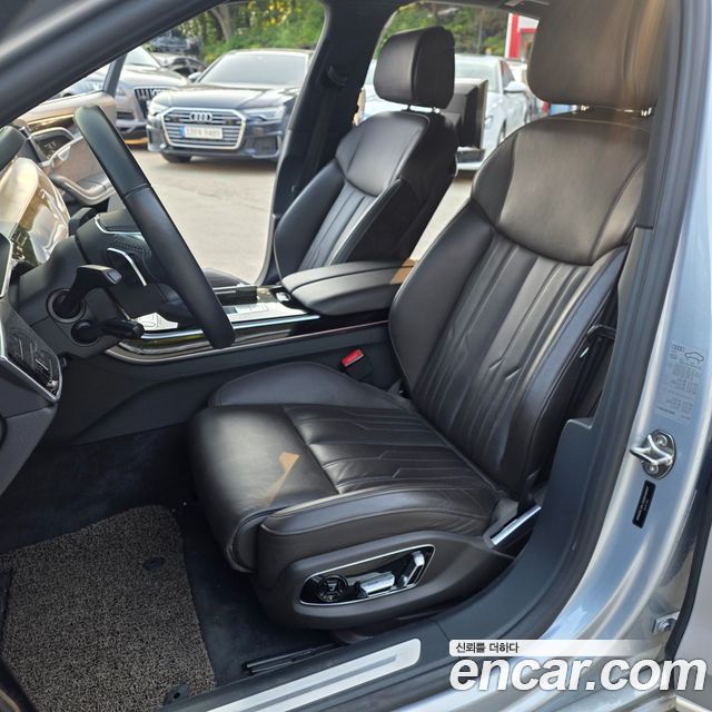 Audi A8 (D5) 55 TFSI Quattro LWB 2020 — фото 10