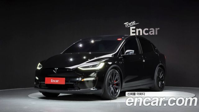 Tesla Model X Plaid